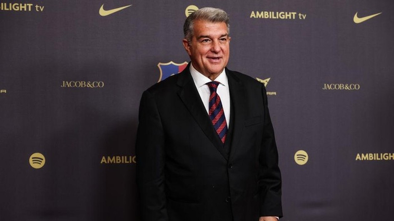 Barcelona Sabet Gelar Tim Terbaik La Liga 2024/2025, Laporta Ungkap Kunci Sukses