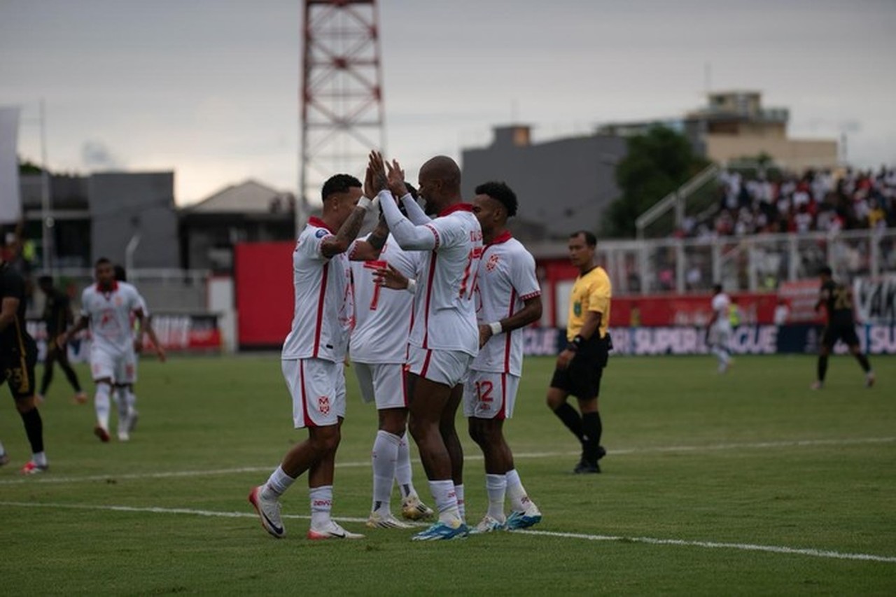 Malut United Raih Kemenangan Dramatis 3-2 atas Borneo FC, Tutup Tahun di Peringkat Ketiga