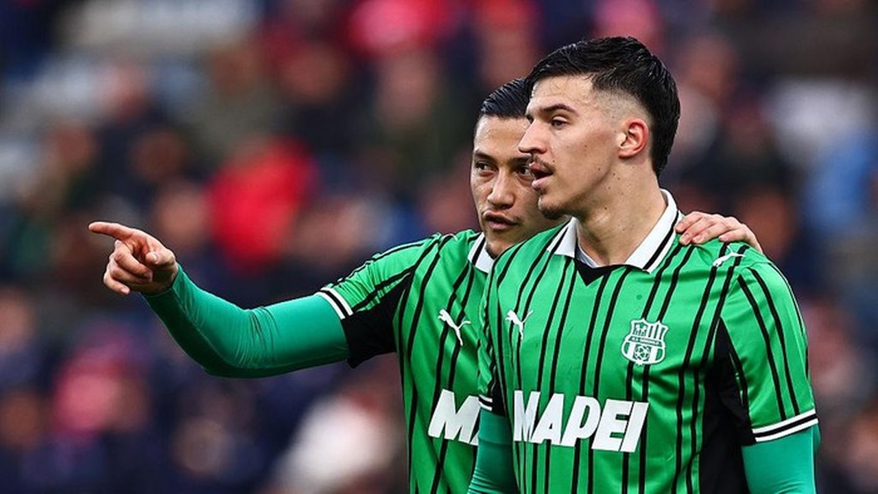 Duet Bek Muda Sassuolo Jay Idzes dan Tarik Muharemovic Diburu Klub Top Eropa
