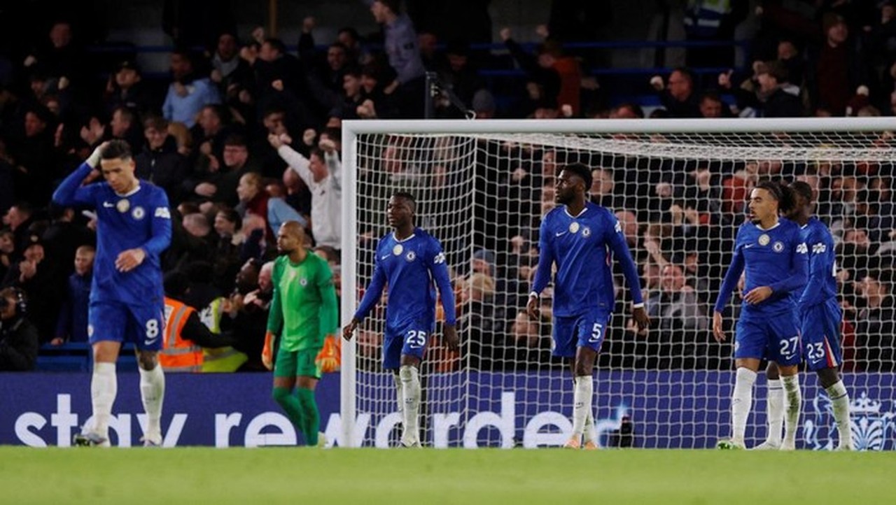 Chelsea Dibekuk Aston Villa 1-2, Enzo Maresca Sesalkan Peluang Terbuang