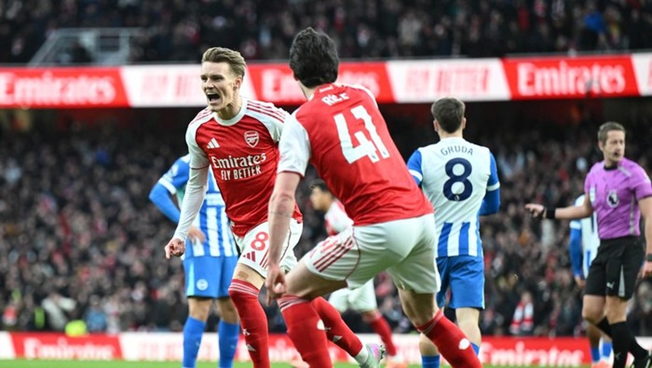 Martin Odegaard Cetak Gol Krusial, Arsenal Pertahankan Puncak Klasemen Liga Inggris