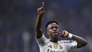 Vinicius Junior Beri Sinyal Kuat Bertahan di Real Madrid, Ucapkan ‘Hala Madrid Selalu’