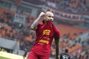 Persib vs Persija: Gustavo Almeida Diragukan Tampil, Persija Kejar Juara Paruh Musim