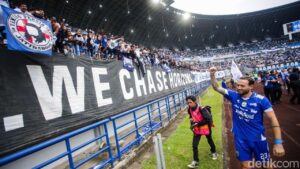 Persib Bandung Puncaki Paruh Musim BRI Super League, Kans Hat-trick Juara Terbuka Lebar