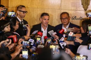 Gaji John Herdman Rp 600 Jutaan, Lebih Rendah dari Kluivert dan STY?