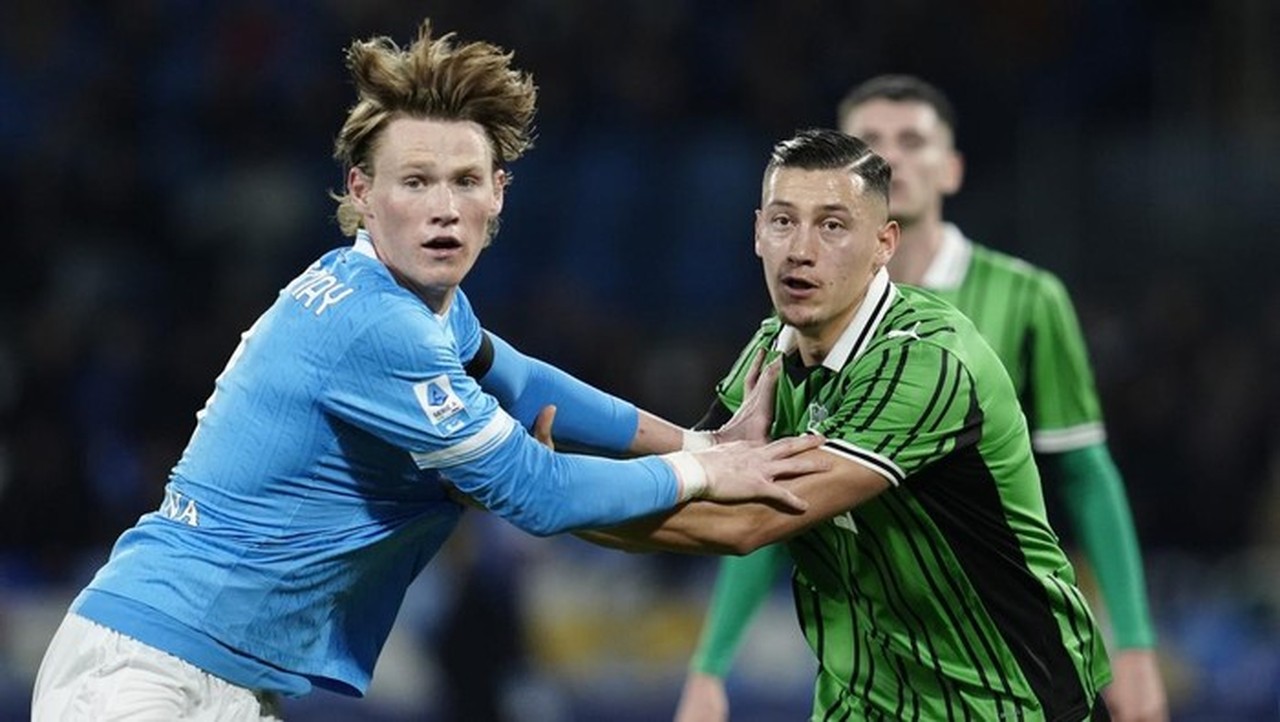 Napoli Raih Tiga Poin Penuh Usai Kalahkan Sassuolo 1-0 Berkat Gol Tunggal Lobotka