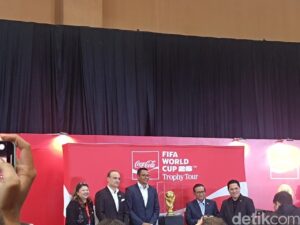 Trofi Piala Dunia 2026 Hadir di Jakarta, Sambut Antusiasme Penggemar Sepak Bola