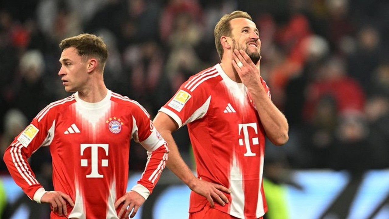 Derby Bavaria Berakhir Tragis: Bayern Munich Takluk 1-2 dari Augsburg di Kandang Sendiri