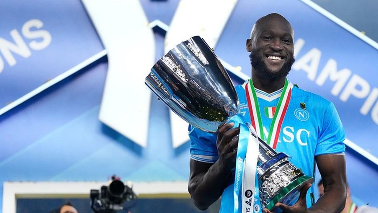 Cedera Lukaku Berkepanjangan, Napoli Pertimbangkan Rekrut Striker Baru di Januari