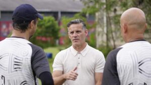 John Herdman Kunjungi Latihan Persija, Jalin Kedekatan dengan Klub Liga Indonesia