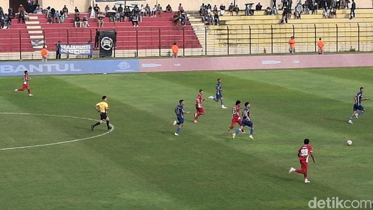 PSIM Yogyakarta Bungkam Semen Padang 1-0 dalam Laga Super League yang Penuh Drama