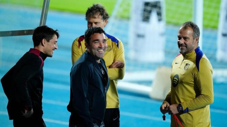 Pilpres Barcelona Memanas, Hansi Flick Beri Dukungan Penuh untuk Deco