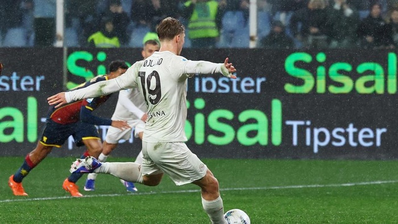 Drama Injury Time: Napoli Bungkam Genoa 3-2, Tempel Ketat Duo Milan di Klasemen Serie A