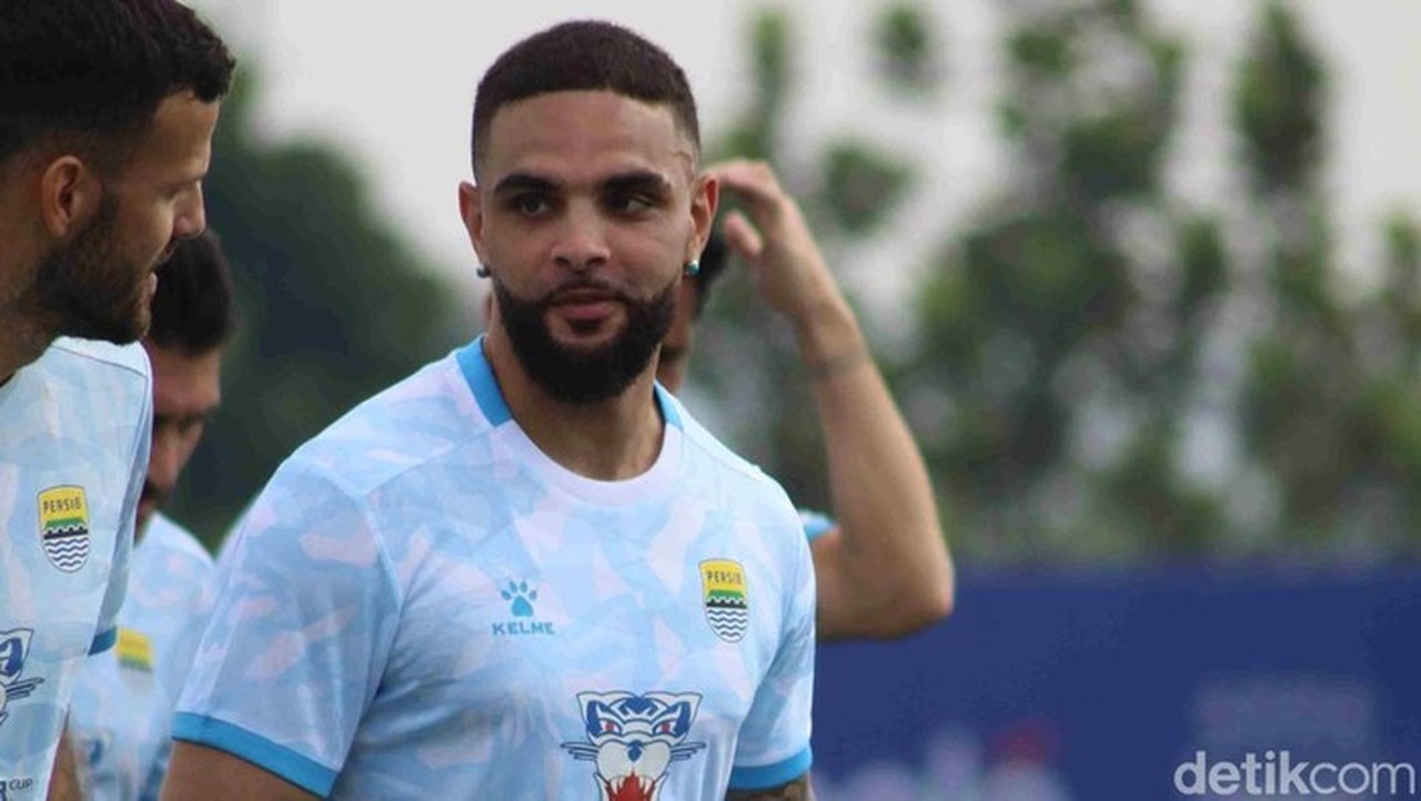 Layvin Kurzawa Diboyong ke Thailand, Berpeluang Debut di Laga Tandang Persib di ACL 2