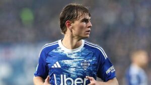 Cesc Fabregas Ingatkan Nico Paz Siap Hadapi Tekanan Besar Jika Kembali ke Real Madrid