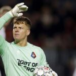 Media Belanda: Persib Bandung Bidik Kiper Utama Telstar, Putra Legenda Barcelona Ronald Koeman