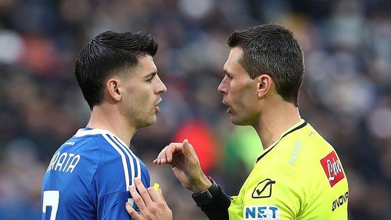 Cesc Fabregas Tegur Keras Alvaro Morata: Jangan Main Bola Jika Mudah Emosi