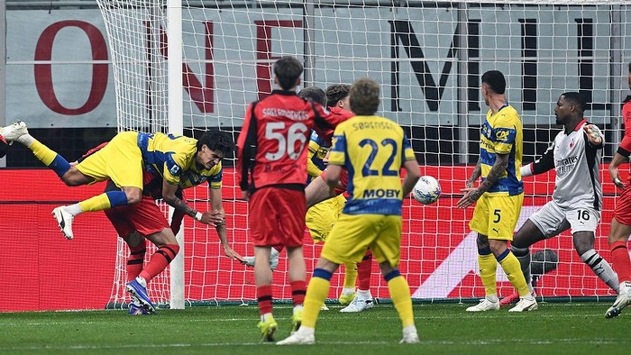 Parma Tiru Skema Sepak Pojok Arsenal untuk Taklukkan AC Milan 1-0