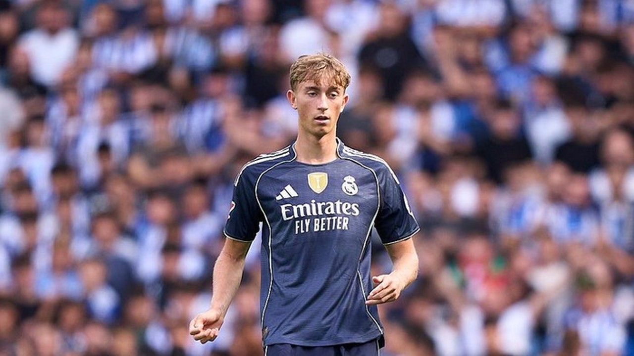 Dean Huijsen Minta Maaf Usai Repost Konten Bernuansa Rasisme Terhadap Warga Tiongkok Dean Huijsen Minta Maaf Usai Repost Konten Bernuansa Rasisme Terhadap Warga Tiongkok